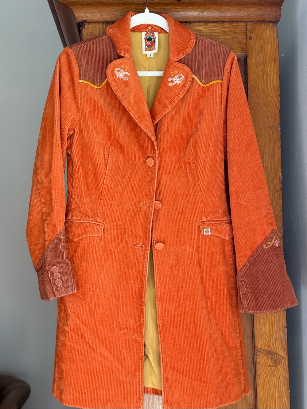 Arizona Designer-Rodeo Orange Corduroy Coat w/ Faux Fur Detachable Collar - Picture 2 of 13